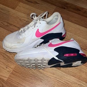 Nike air maxes🩷💙